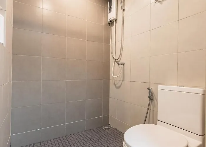 Elio Sukhumvit 64 Bts Punnawithi Apartment
